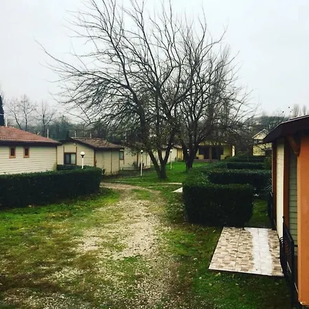 Garden Hotel *